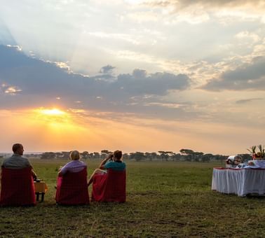 People enjoying sundowners at Serengeti Serena Safari Lodge